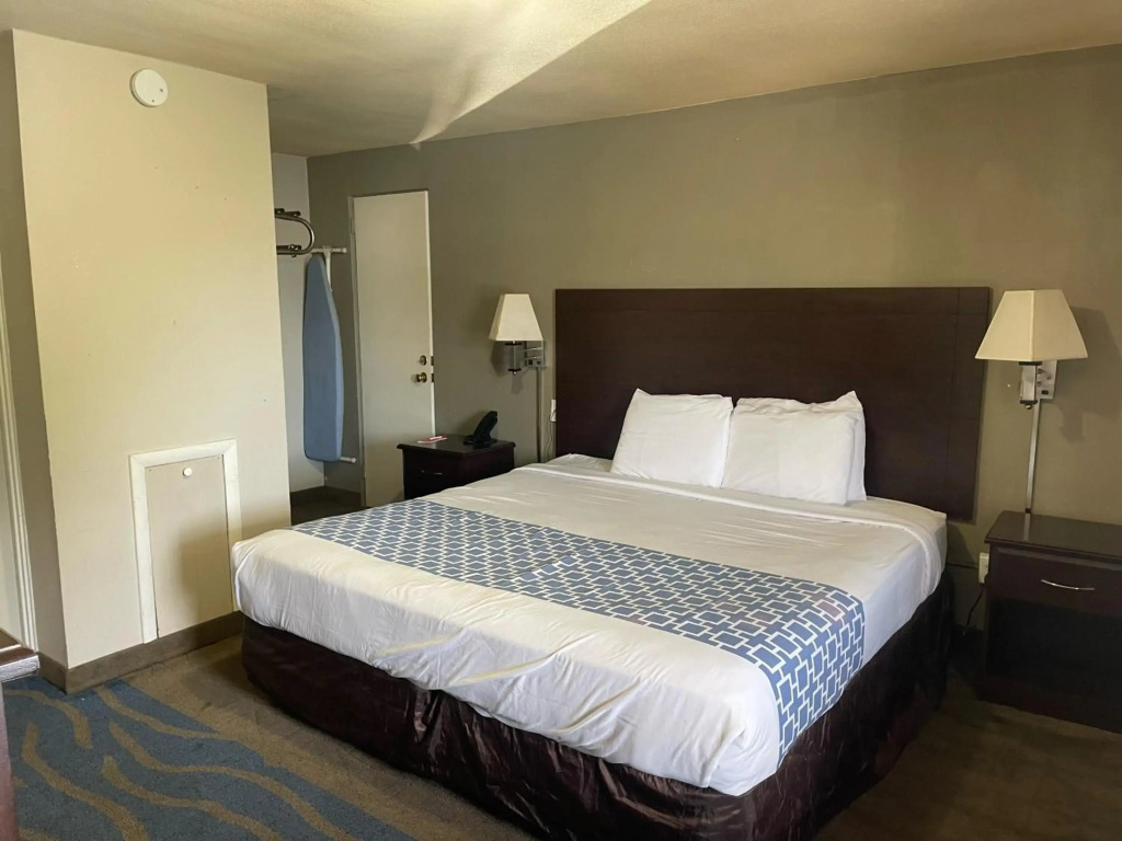 Econo Lodge Mechanicsburg - Harrisburg West