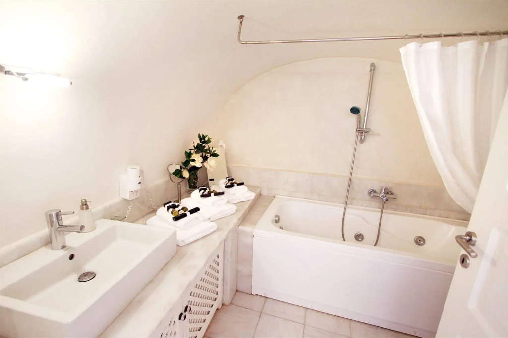 Onar Villas Oia - Onar Hotels Collection