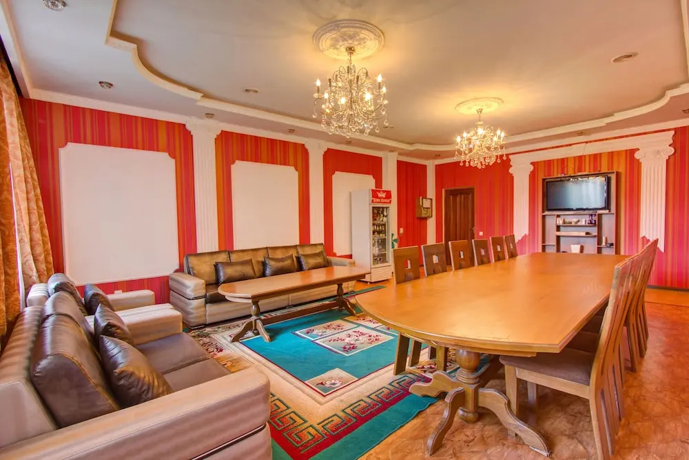 Отель King House
