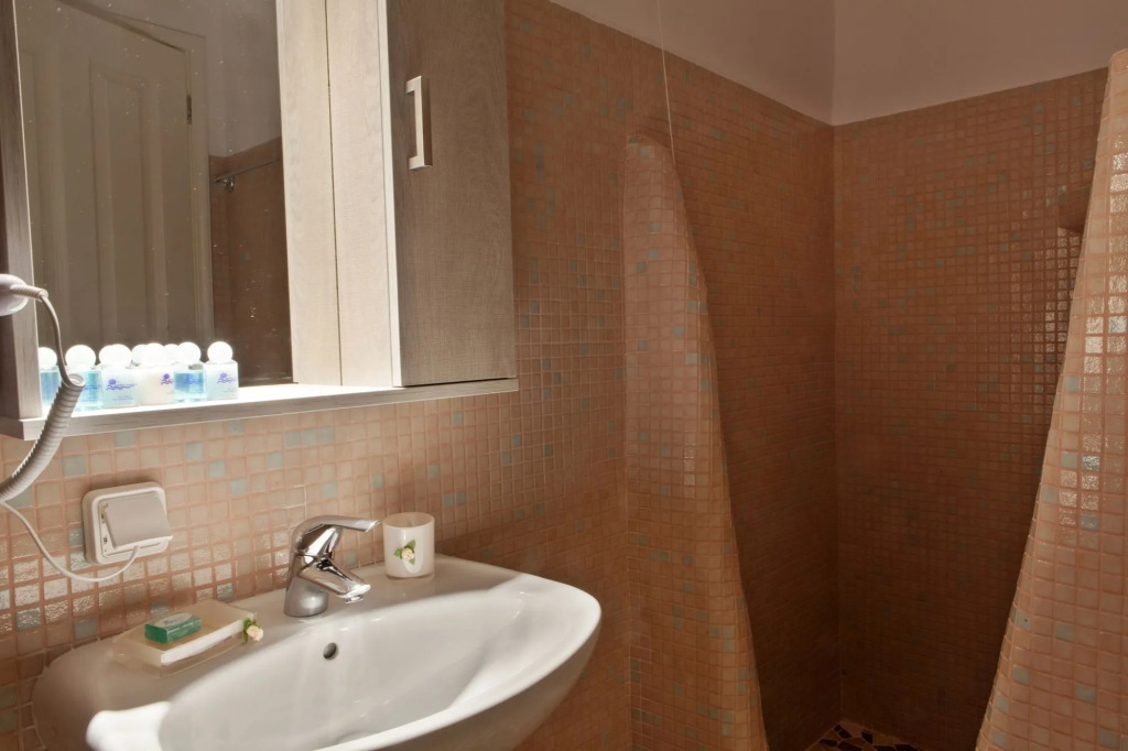 Tinos Aqua Palazzo