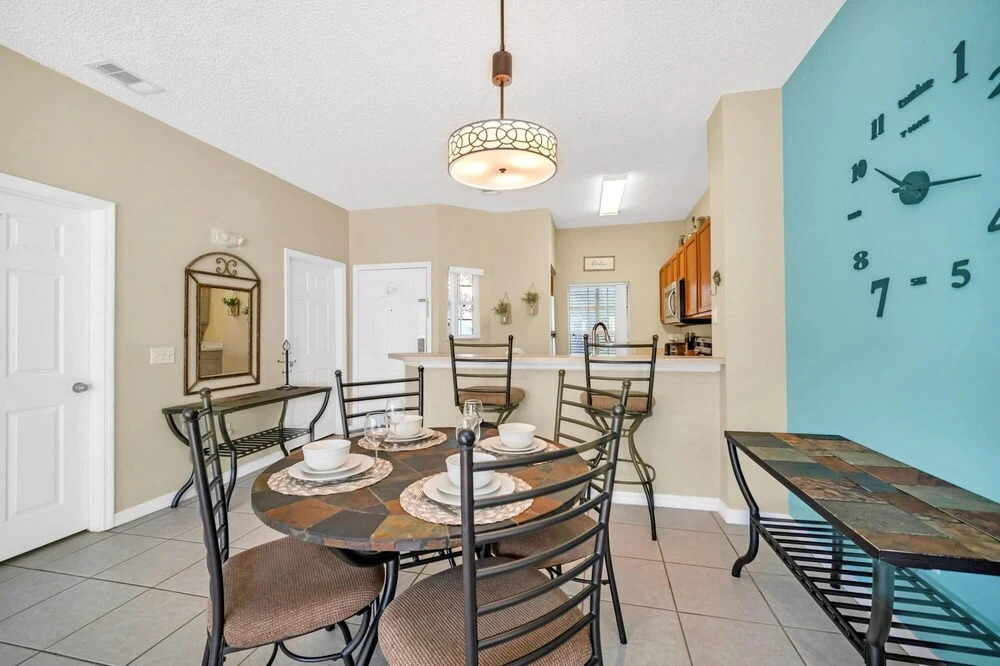3BR Vacation Home w Netflix Private Hot Tub
