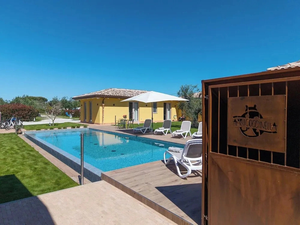 Agriturismo Agricoccinella - Pool&Restaurant
