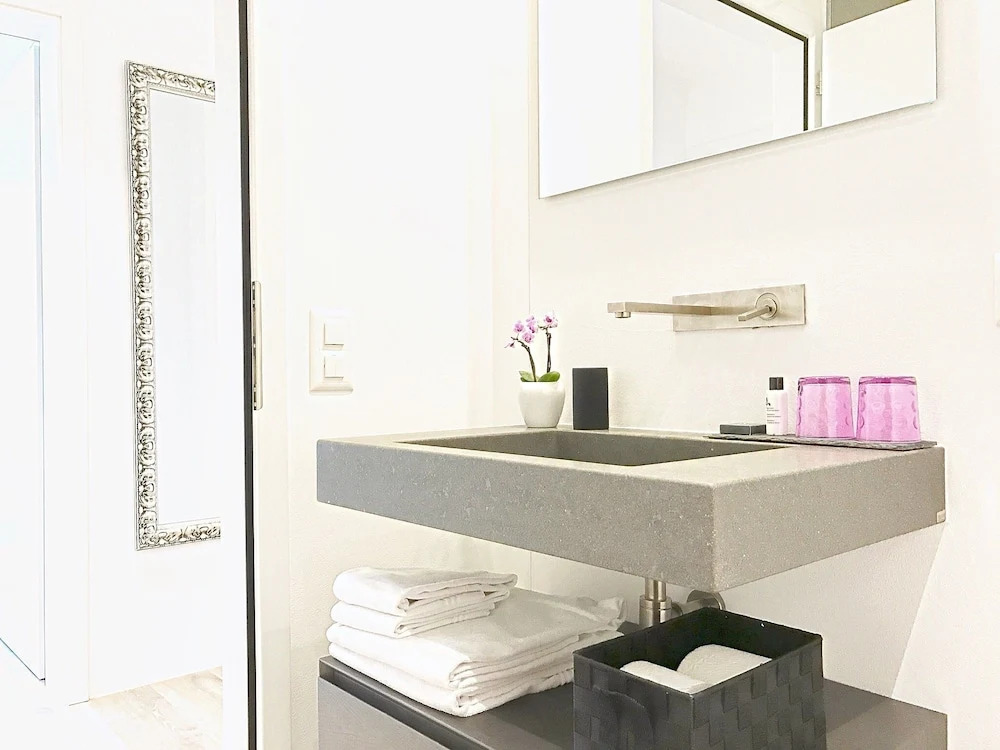 Escape52 Boutique Apartments