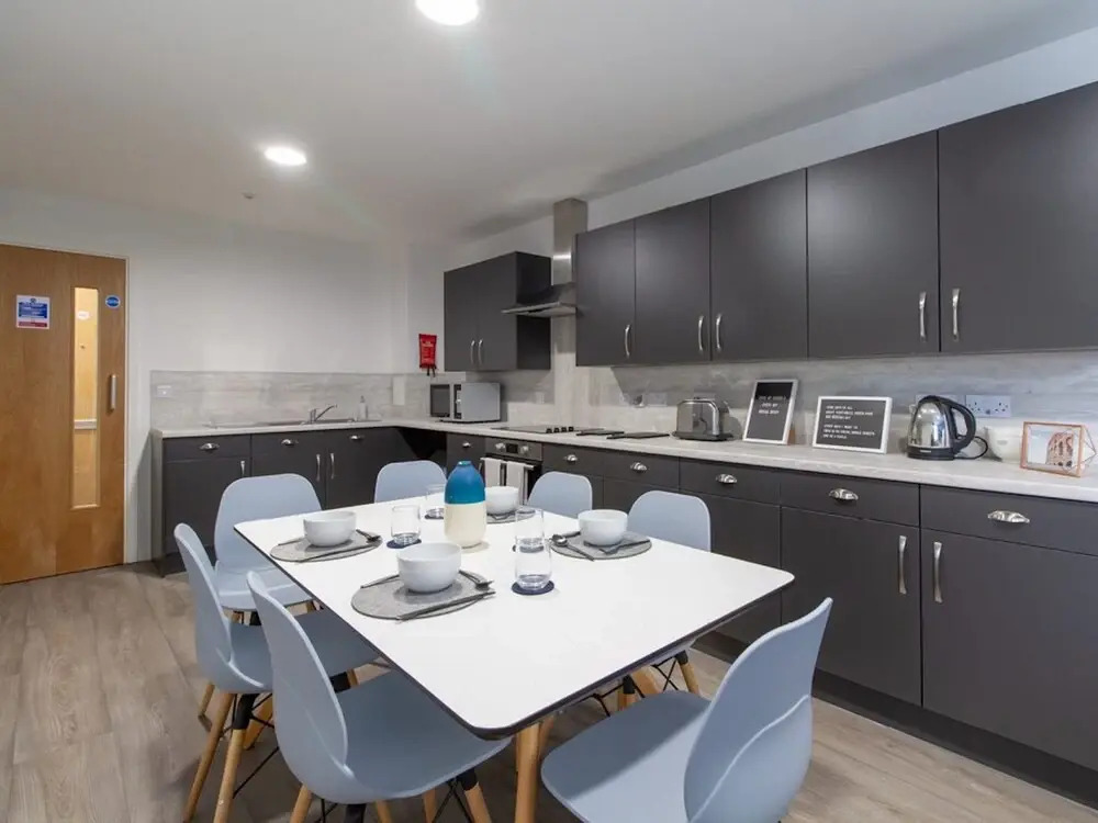 Modern Ensuite Rooms - SHEFFIELD
