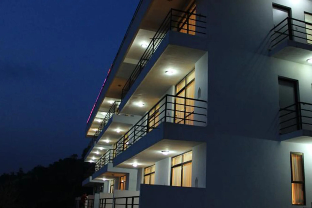 Ratna Giri Resort