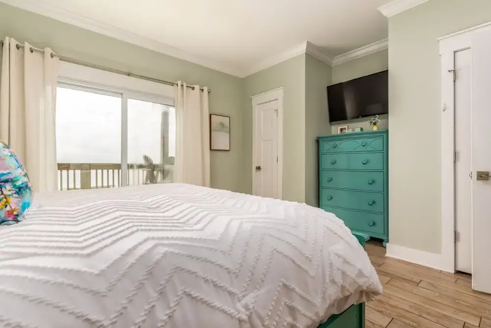 Still Waters - 2415 Bienville Blvd 4 Bedroom Home
