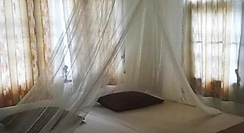 Baan Suan Guest House