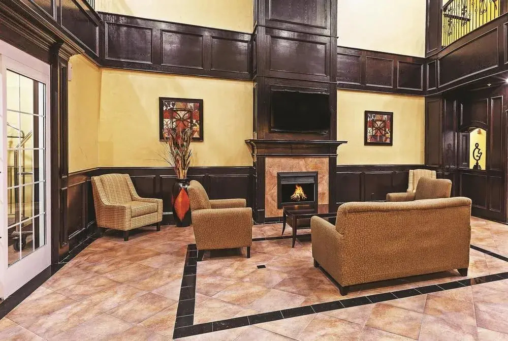 La Quinta by Wyndham DFW Airport West - Bedford