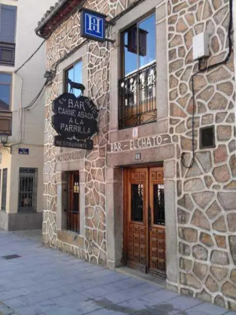 Hostal Hotel EL Chato