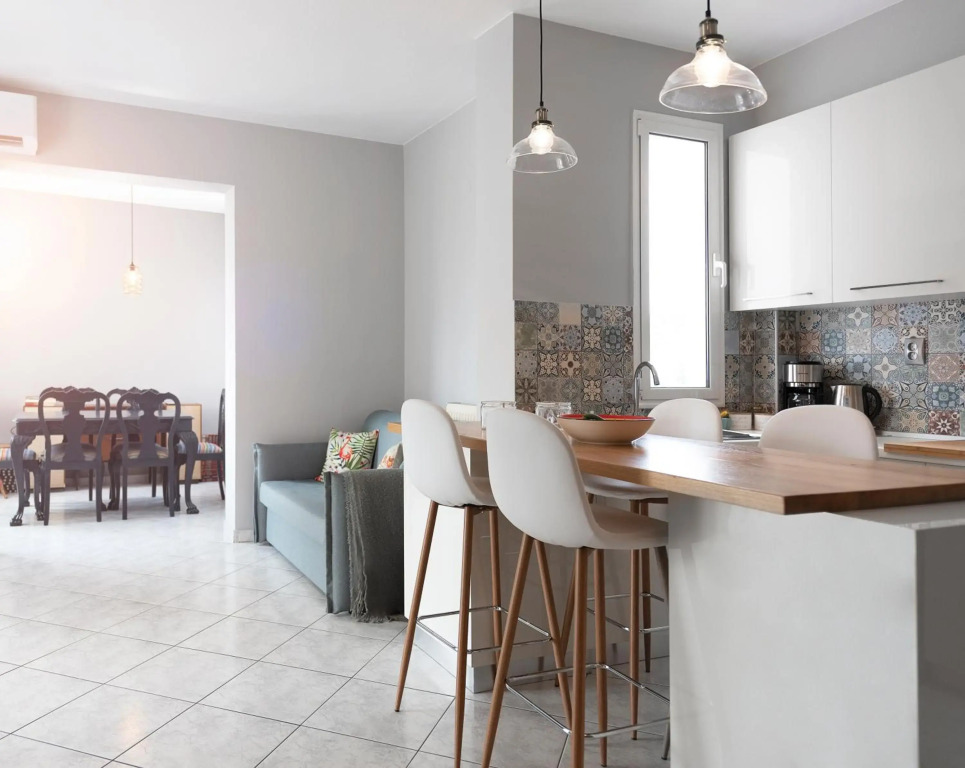 Vanilla Luxurious Apartment