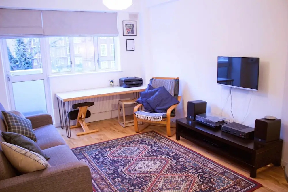 Charming 1 Bedroom Apartment in Heart of East London