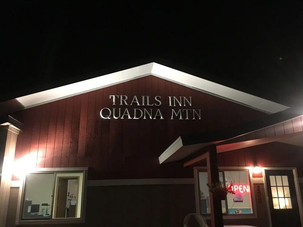 Trails Inn Quadna Mountain Motel