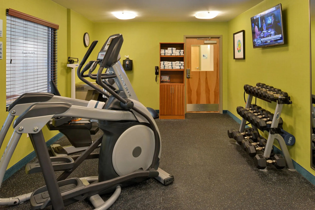 Holiday Inn Express and Suites West Ocean City by IHG
