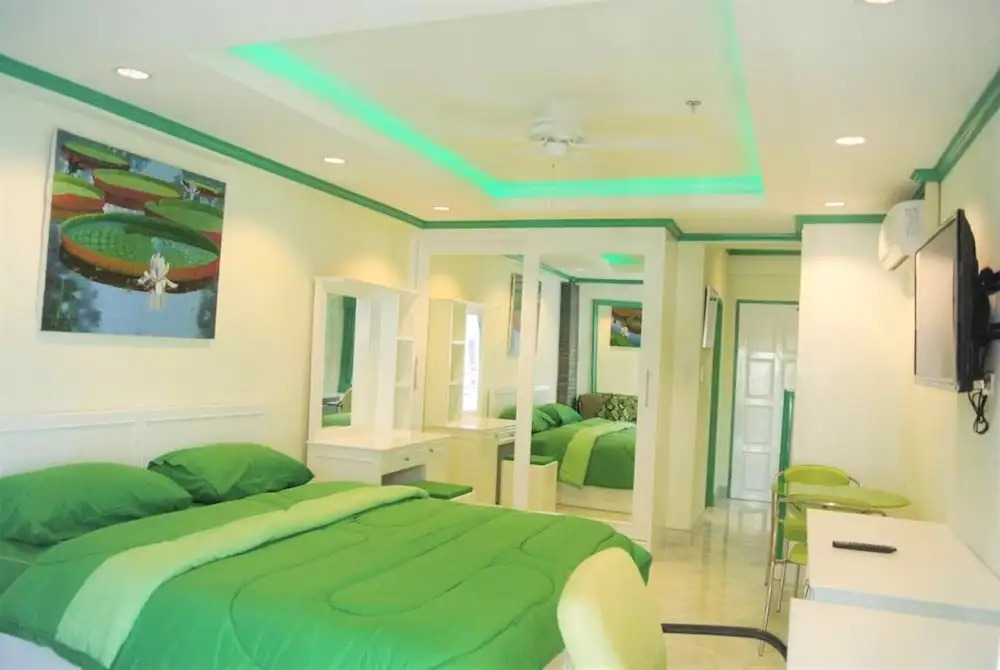 Jomtien Beach Condominium A2 Studio Apartment Pattaya
