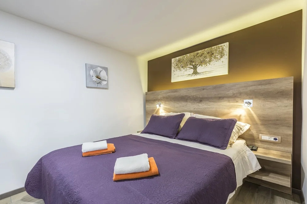 Reval Luxury Stone house apartments****