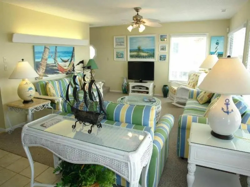 Goins By The Sea 6 Bedroom Home by Redawning