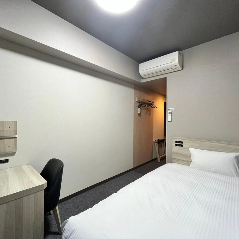 Hotel Route-Inn Nagaoka Ekimae
