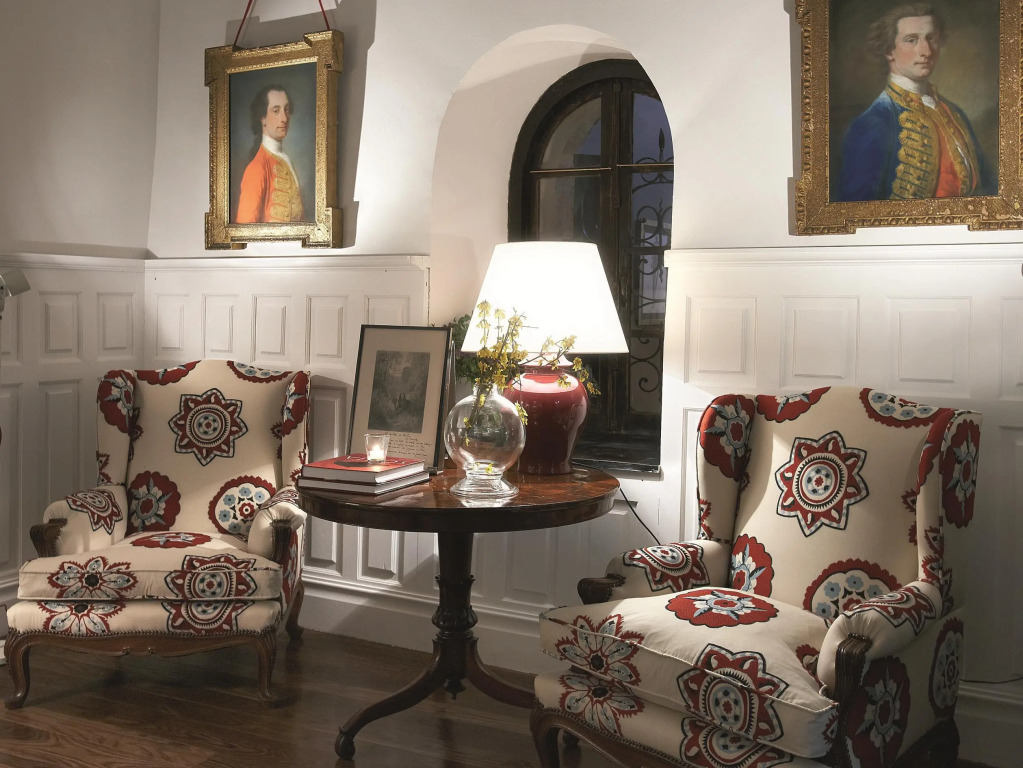 Churrut Hotel
