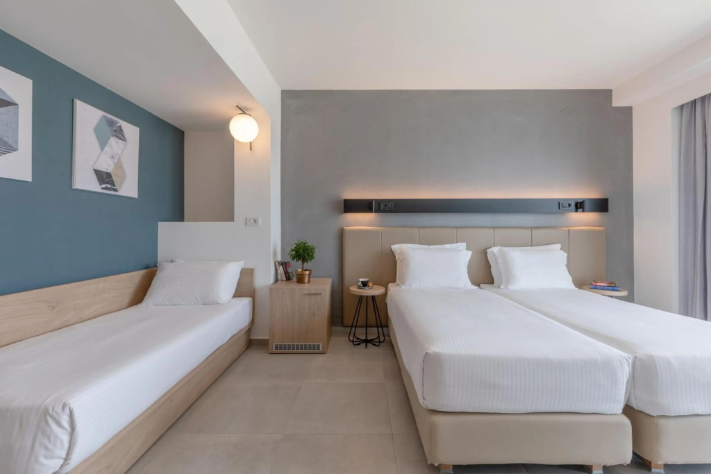 Hotel Avra by Smile hotels