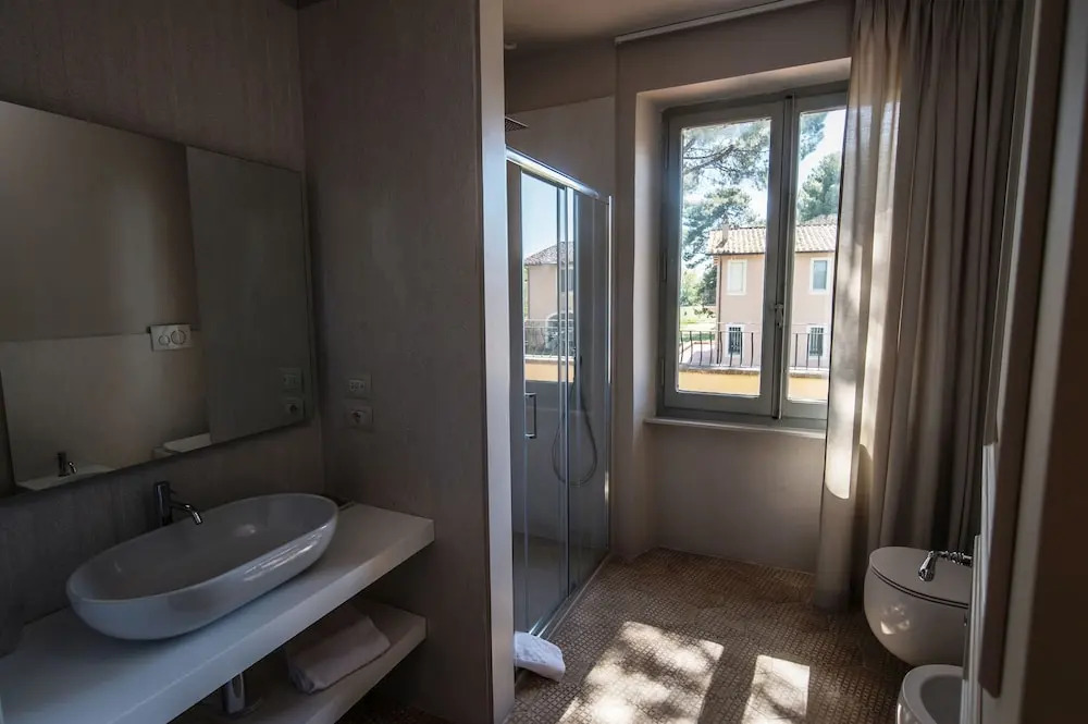 Isola Polvese Resort