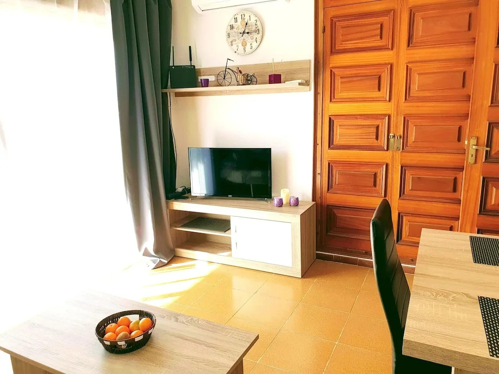 Apartment with One Bedroom in Roses, with Shared Pool, Furnished Terrace And Wifi - 350 M From the Beach