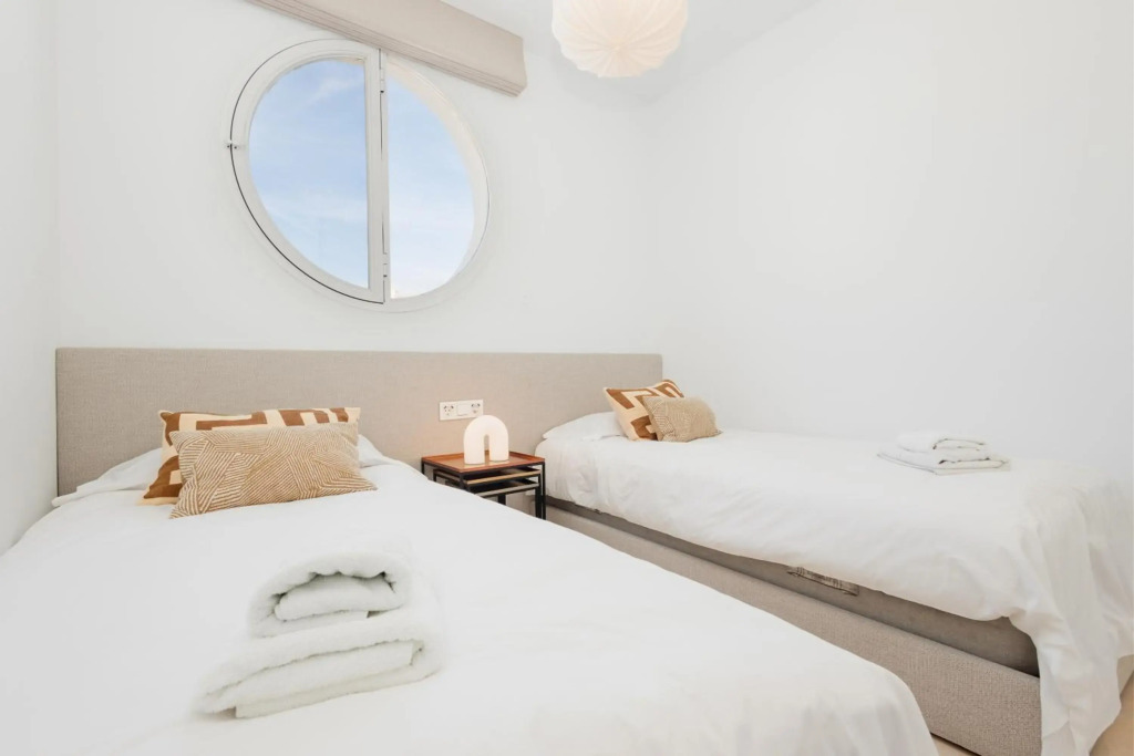 Holiday House next to the beach in Las Dunas, Bahía de Marbella