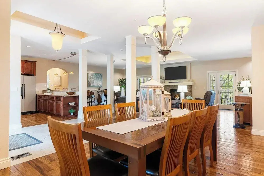 Villa at the Hills - A Grand Branson Vacation 4 BDR Golf Resort Villa