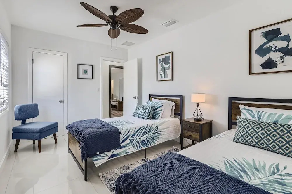 Ridgeway Villa - Revel in Sunlit Living with Backyard Gazebo & Pool