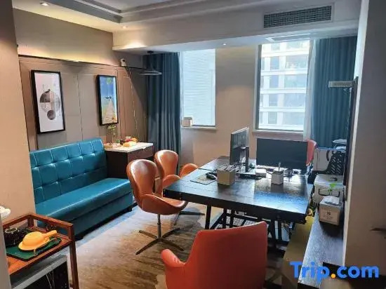 Yunqijian Homestay (Nanning International Exhibition Center Wanxiang Mall)