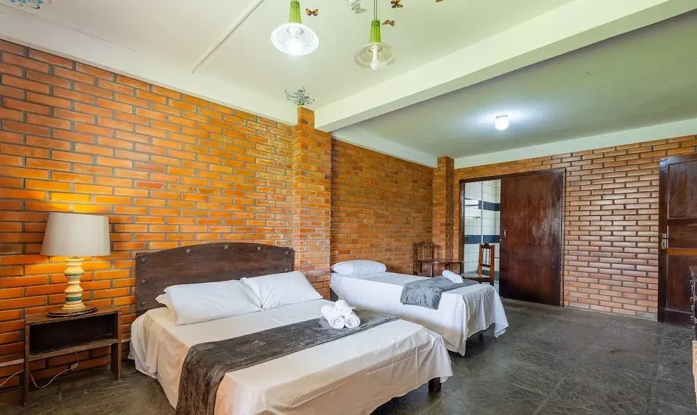 Large 3-bedroom House in Penha Sel0068