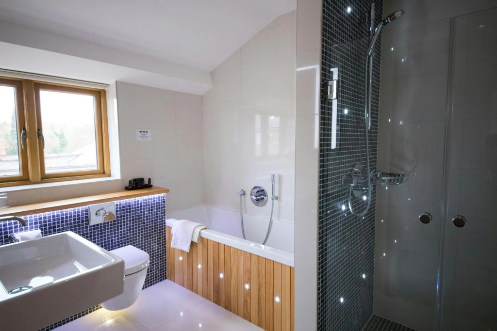 Tewinbury Farm Hotel