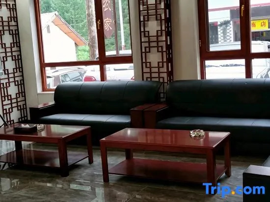 Yuquan Farmhouse