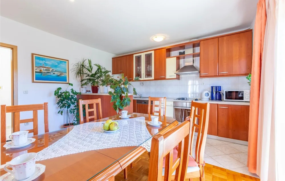 Stunning Home in Trogir With Wifi and 3 Bedrooms