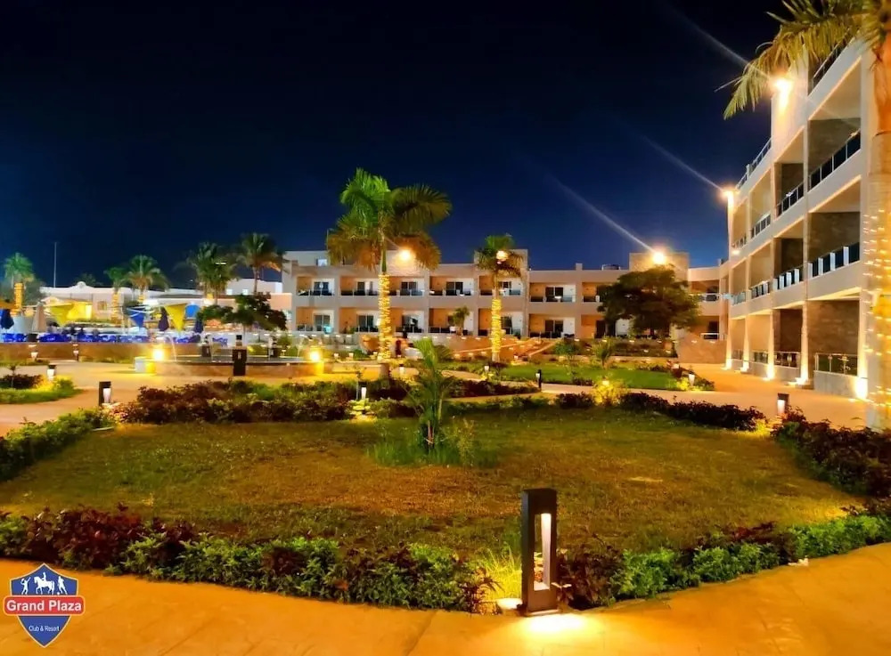 Grand Plaza Hotel & Resort