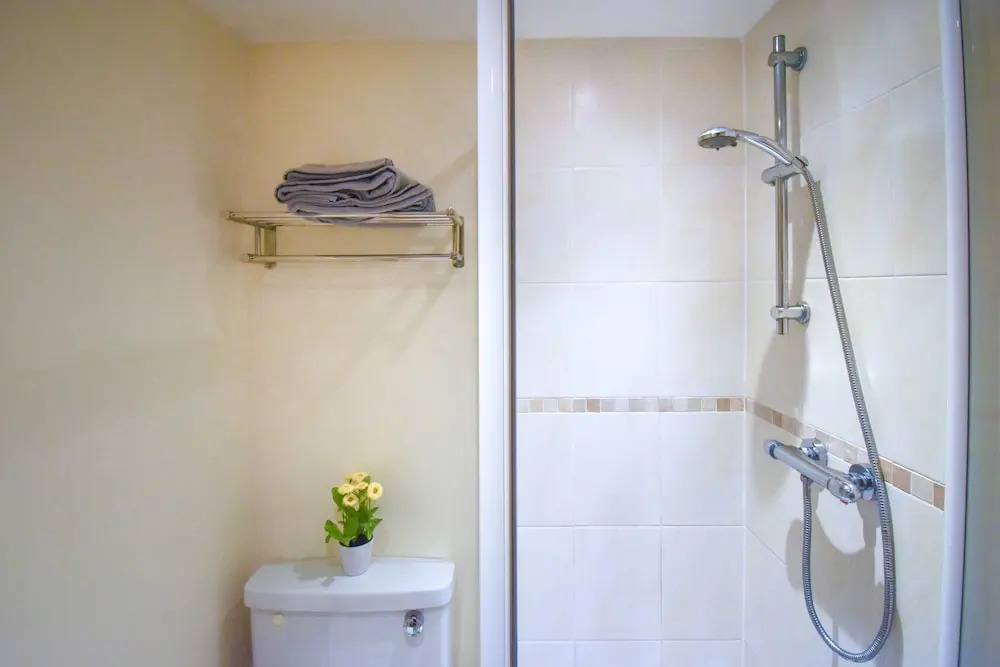 2 Bedroom City Apartment - Close to Queens Hospital