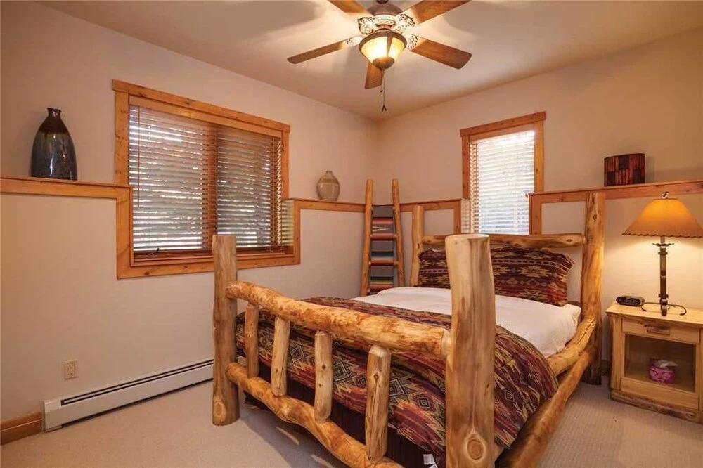 2748 Waterstone Apartment 5