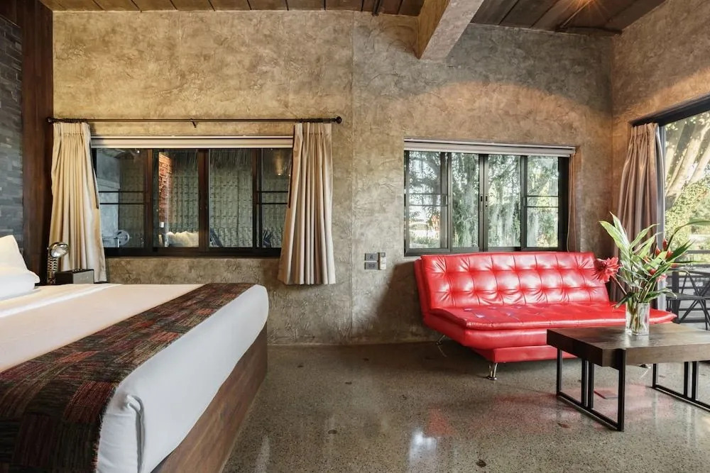 Riverside Luxury Pool Villa 88 Place Chiang Mai