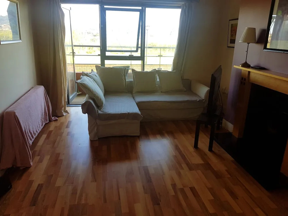 South Dublin 1 Bed Apartment