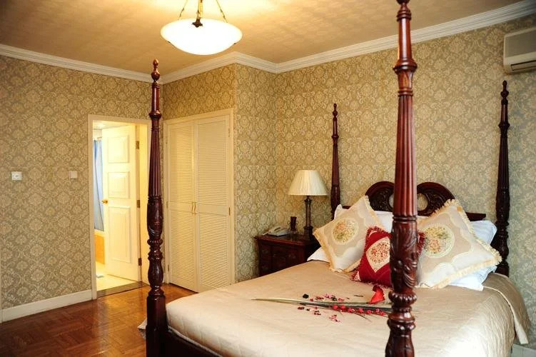 Patina Court All Suite