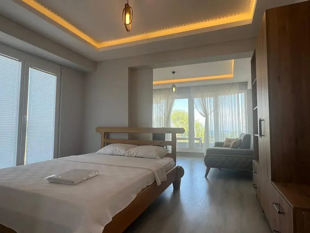 Mavikoy Apart