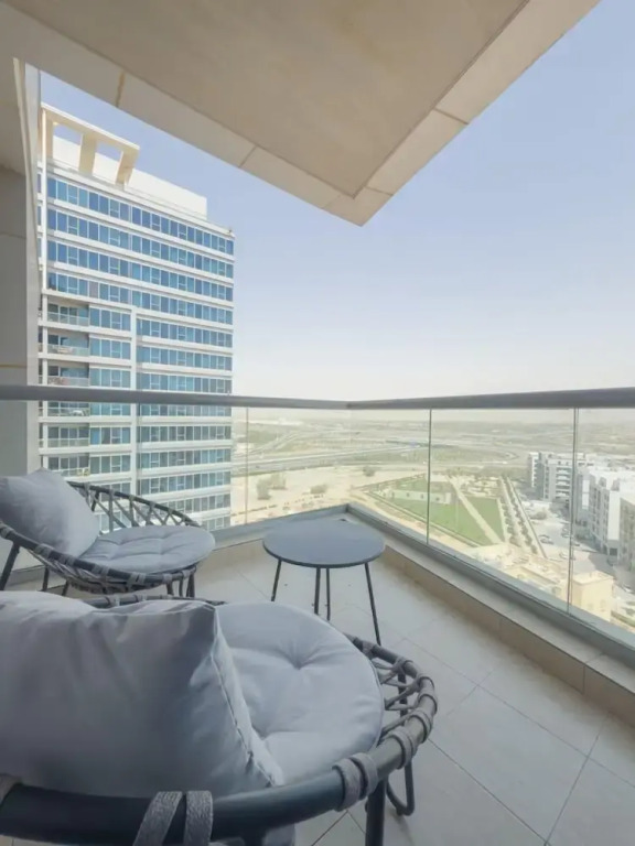 Iconic 2BR in Skycourt Dubailand