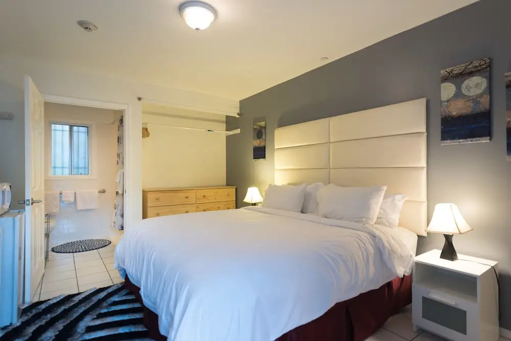 My Sunshine Hotel