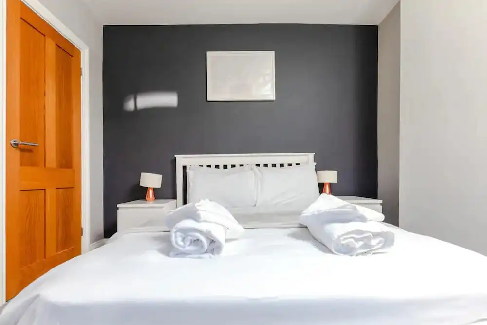 Modern and Stylish 2 Bedroom House in Brighton