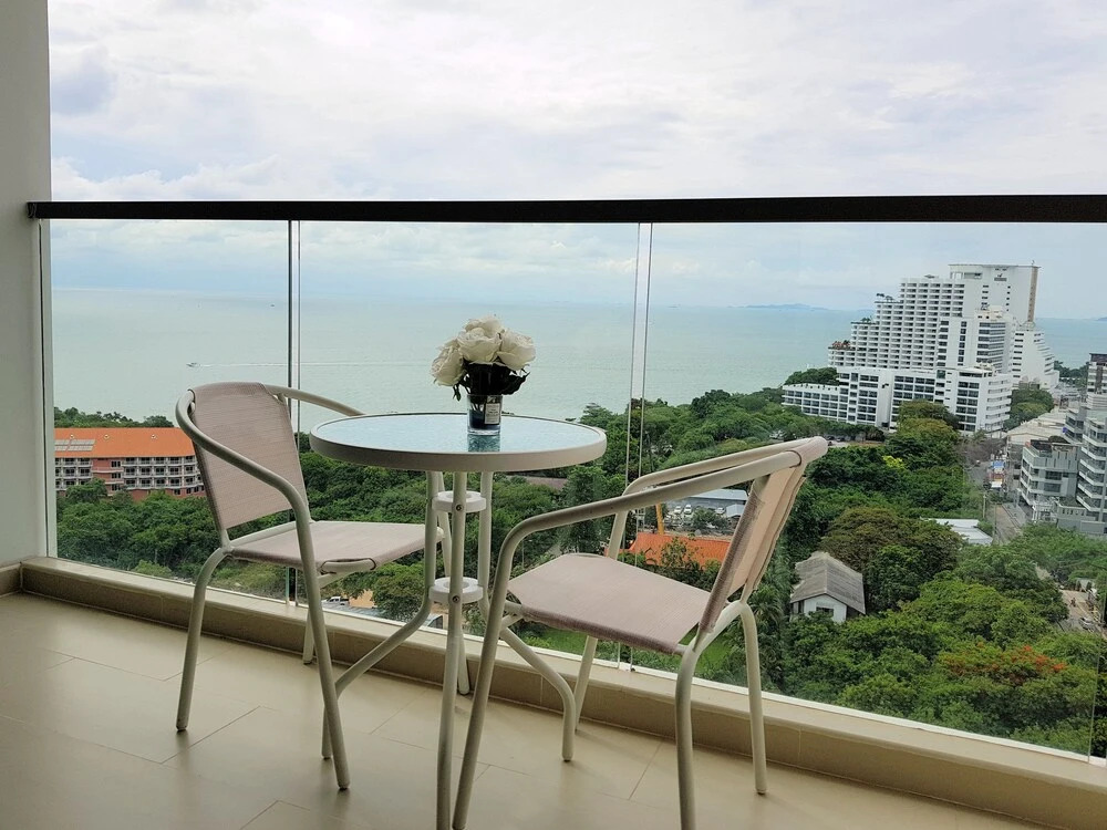 The Peak 1BR-1808 by Pattaya Holiday