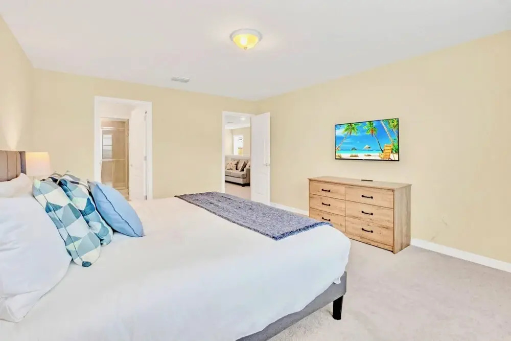 Bright Airy 5BR Home - Family Resort With Private Pool BBQ