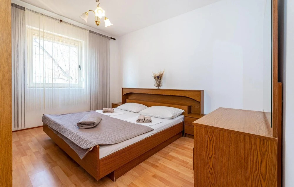 Stunning Apartment in Jasenice With 3 Bedrooms and Wifi