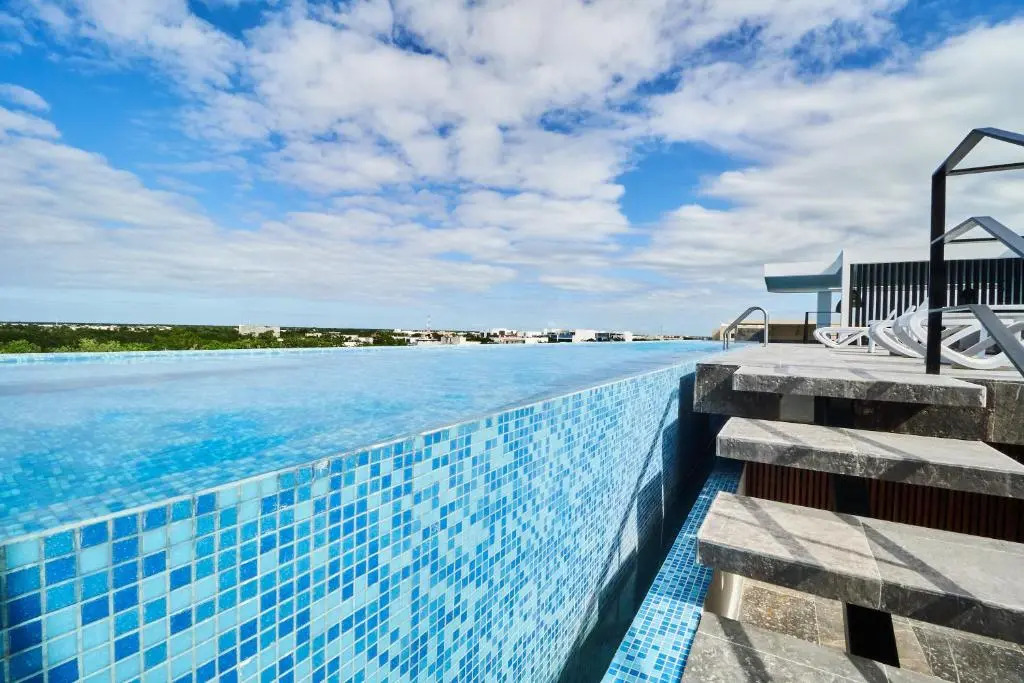 Luxury Studio Ideal for your Tulum Workaction, 500MB Internet FAST SPEED