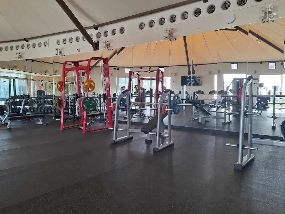 Royal Lazure Resort