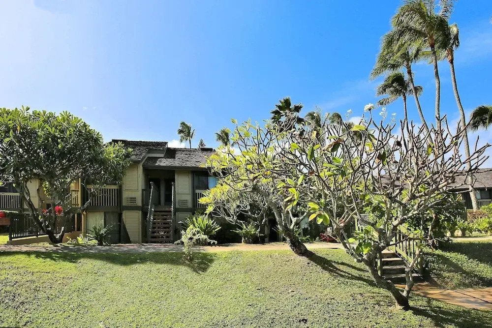 Turtle Bay Bird Of Paradise**ta-052128819201 2 Bedroom Condo by RedAwning