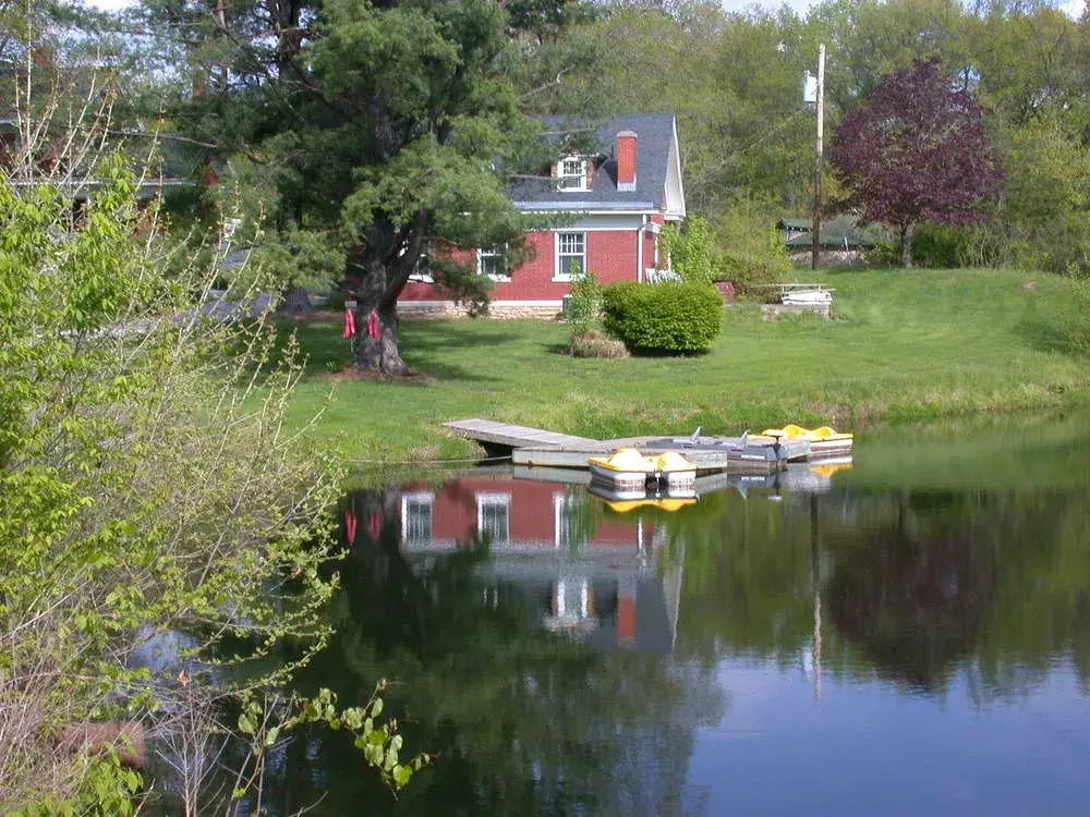 Inn on Crescent Lake Bed and Breakfast